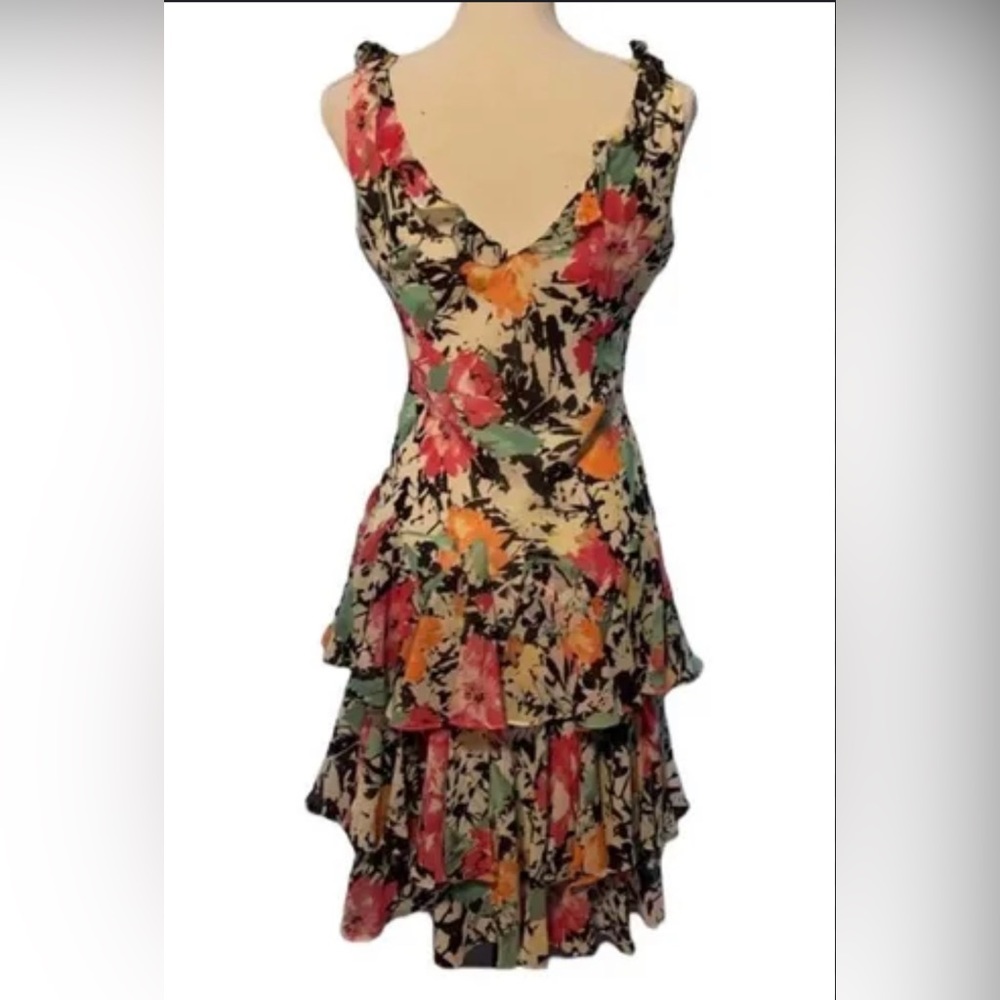 Beautiful spring/summer midi Ralph Lauren dress.  Like new condition!